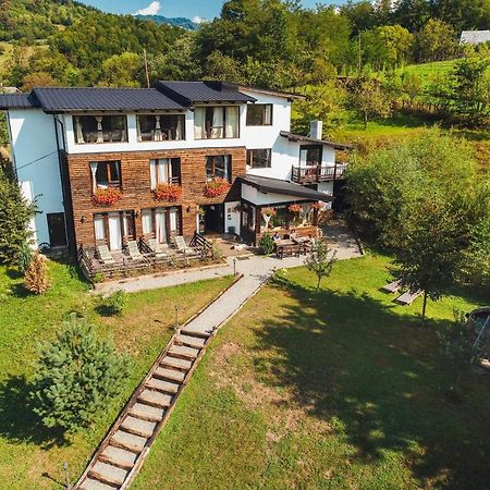 Talhaus Hotel Vişeu de Sus Eksteriør billede