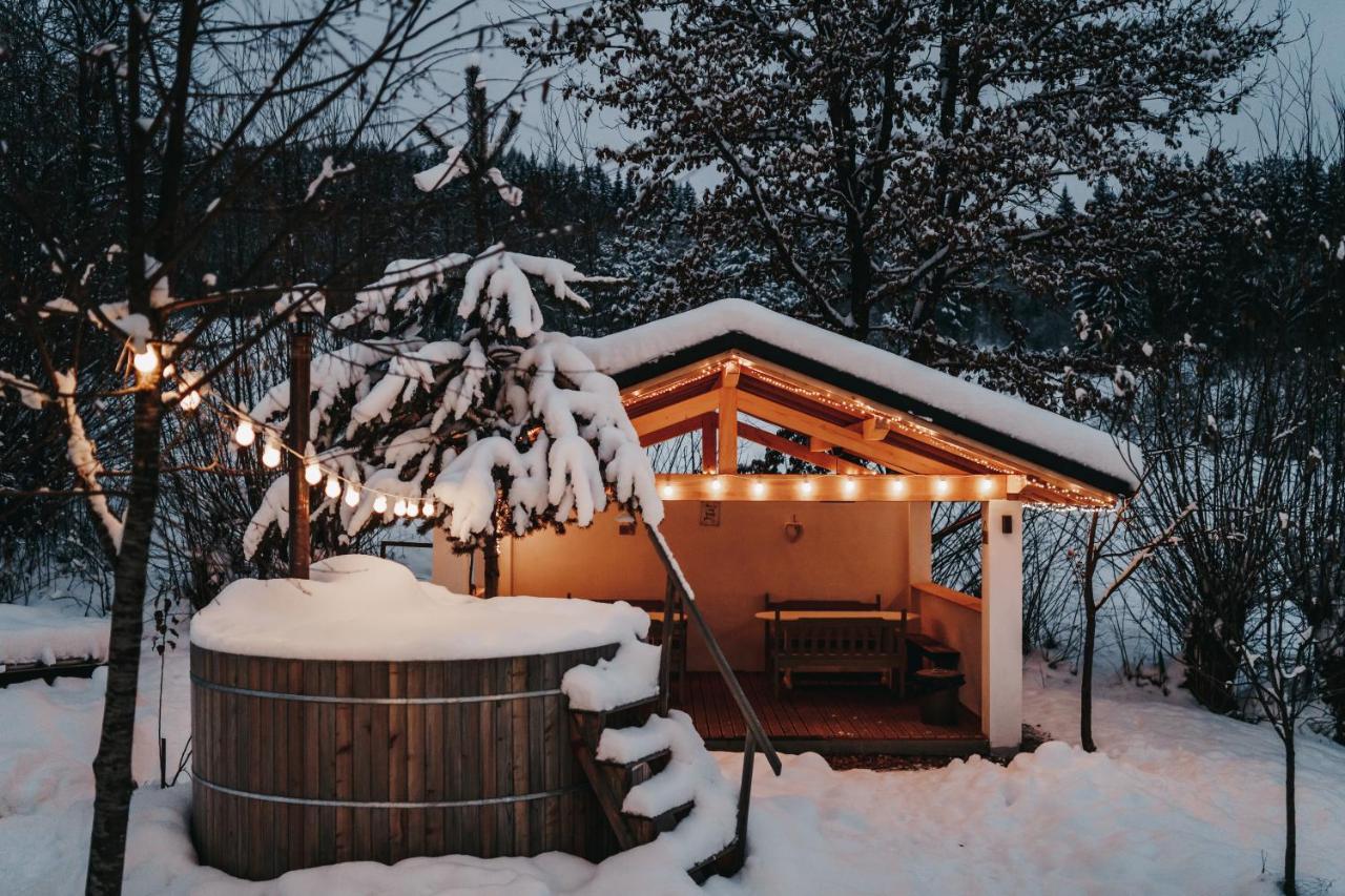 Talhaus Hotel Vişeu de Sus Eksteriør billede