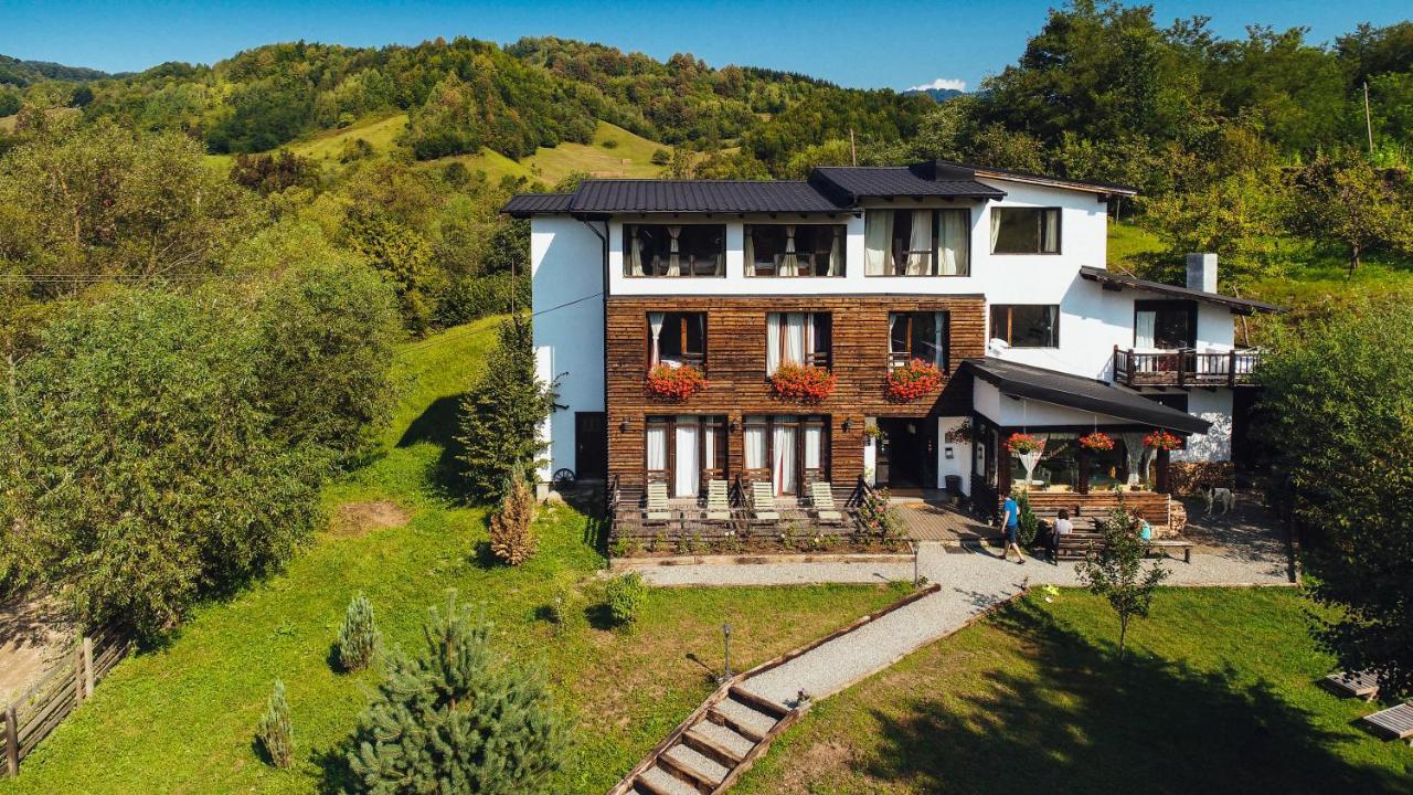 Talhaus Hotel Vişeu de Sus Eksteriør billede