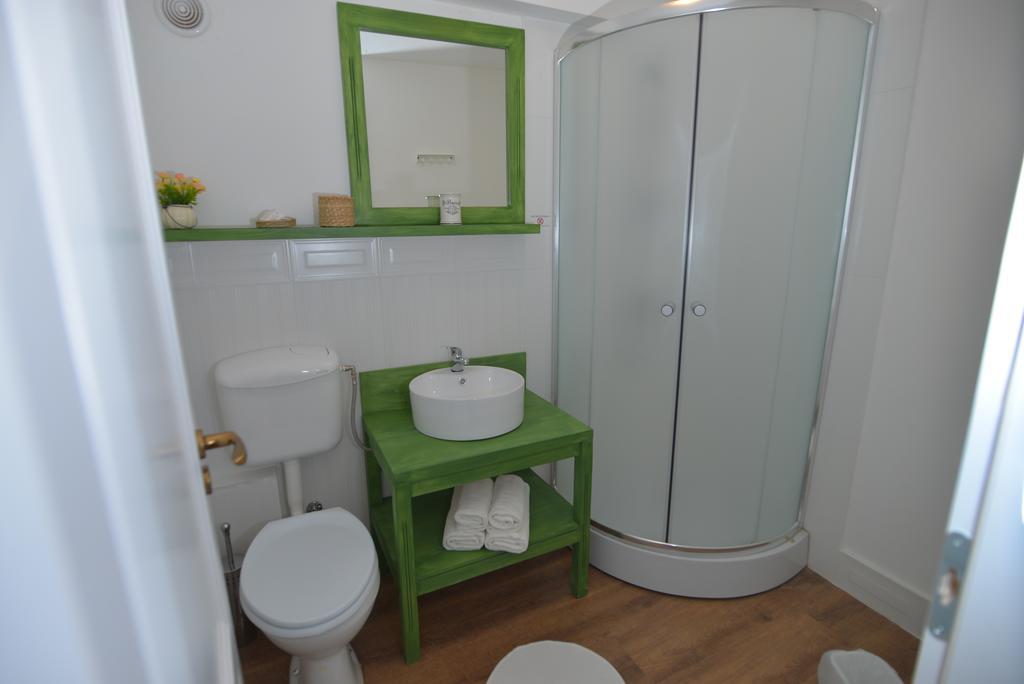 Talhaus Hotel Vişeu de Sus Eksteriør billede